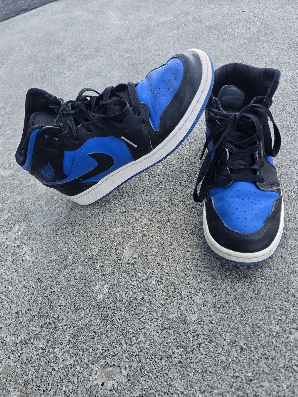 Nike Kids Black and Blue High-Top Sneakers